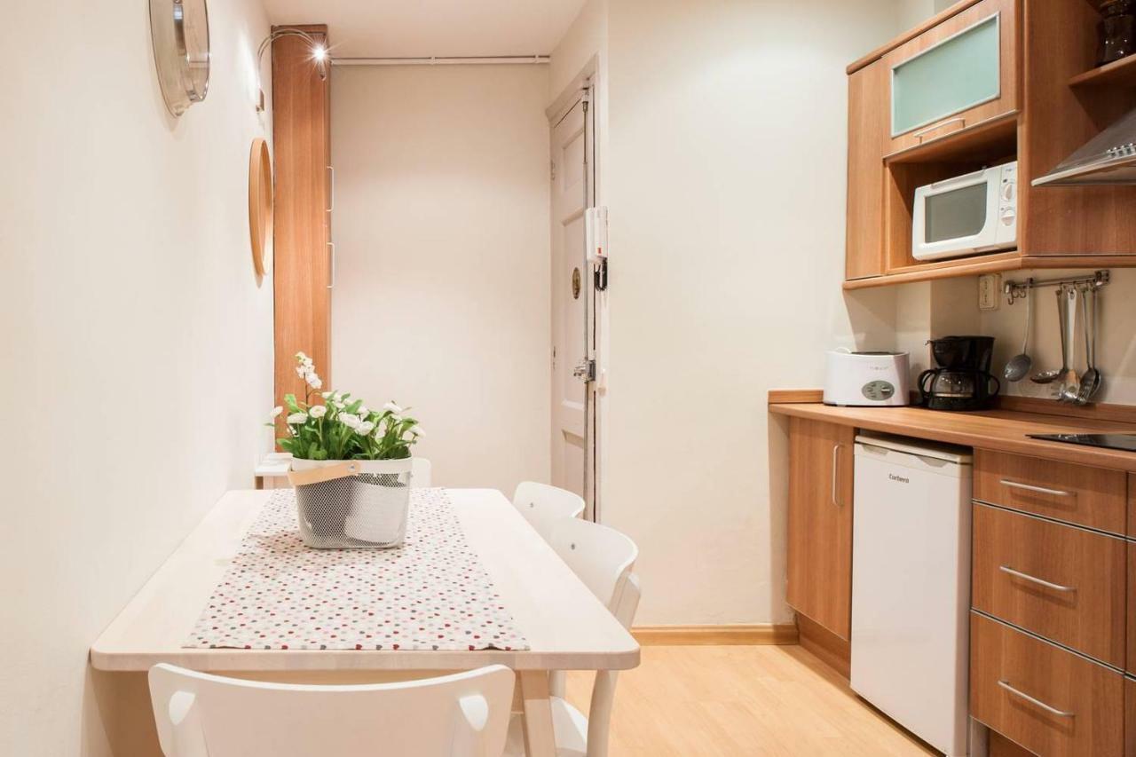 Nice Apartment Near Barcelona Center Exterior photo
